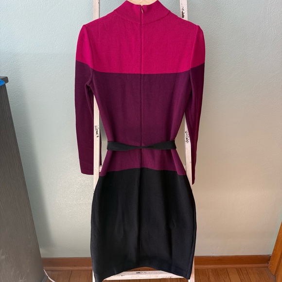 Vintage St John Pink Purple Black Color Block Long Sleeve Wool Knit Dress Size 4 - Picture 3 of 11